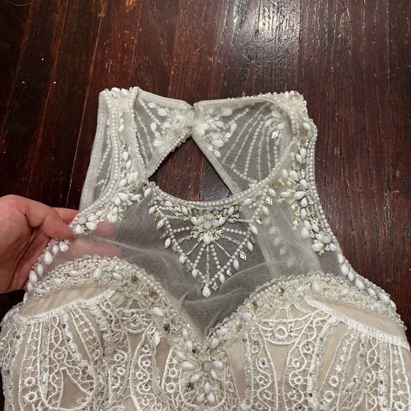 White lace and beaded lace midi dress with high neck and low back - Picture 8 of 15